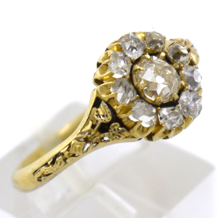 Кольцо с бриллиантами