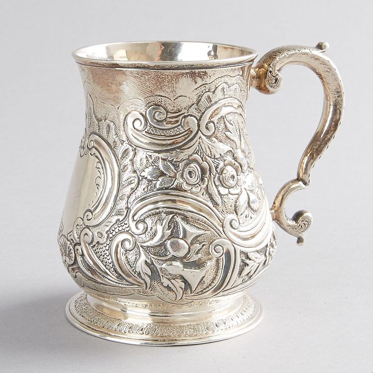 старинная посуда для питья. пивная кружка фаберже. пивные кружки 19 века. кружка олово 18 век. кружка 18 века.