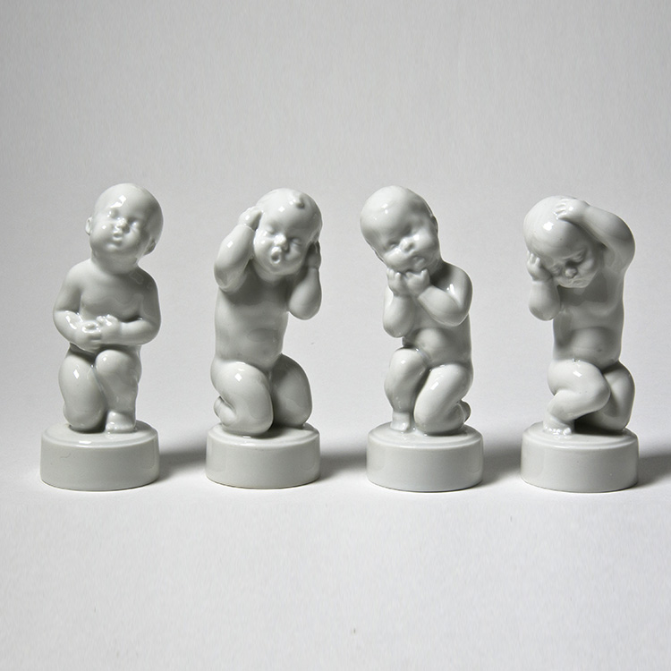 фарфоровые статуэтки нимфенбург. фигурка. Icm gallipoli 1 35 фигурки. фигурки а 4. подставка серая из четырех фигур.